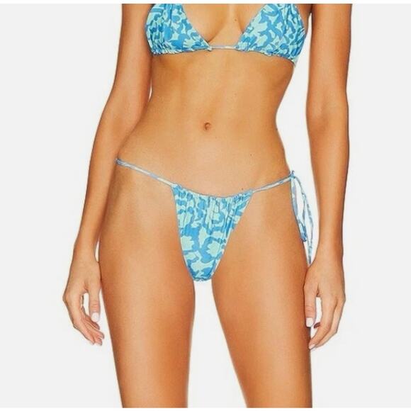 Stone Fox Swim Ocean Bloom River Blue Cheeky Thong XL Bikini Vacation Bottom NWT - Picture 1 of 3
